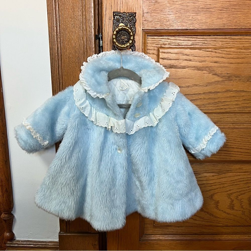 Sweet Vintage 1960s Girls Baby Blue Faux Fur Lace Embellished Swing Coat - Picture 3 of 13